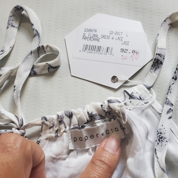 Paper Crane floral dress - Picture 7 of 7